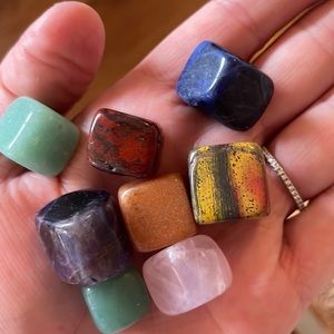 Crystals - Bundle of 8 - polished square gemstones 💎